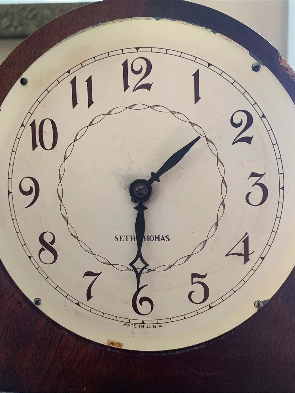 Vintage Seth Thomas Brown Mantel Clock - Classic Wood Finish